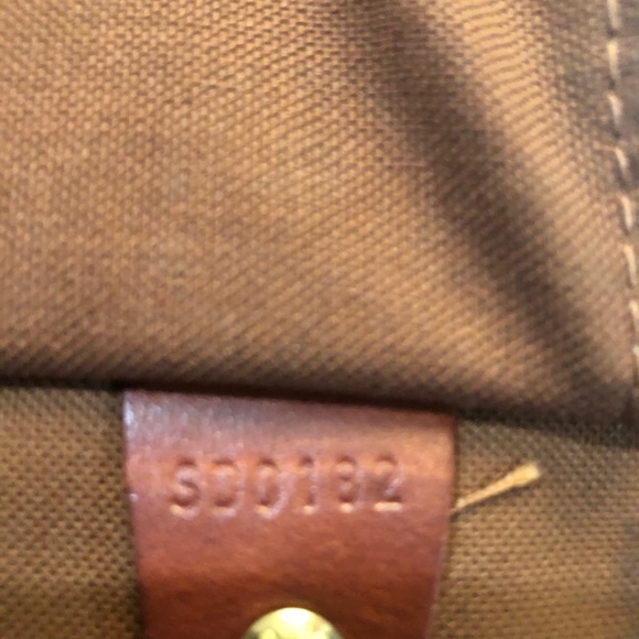 🌟🌟💯Authentic LV Monogram Canvas Speedy 40 Bag - Picture 13 of 14